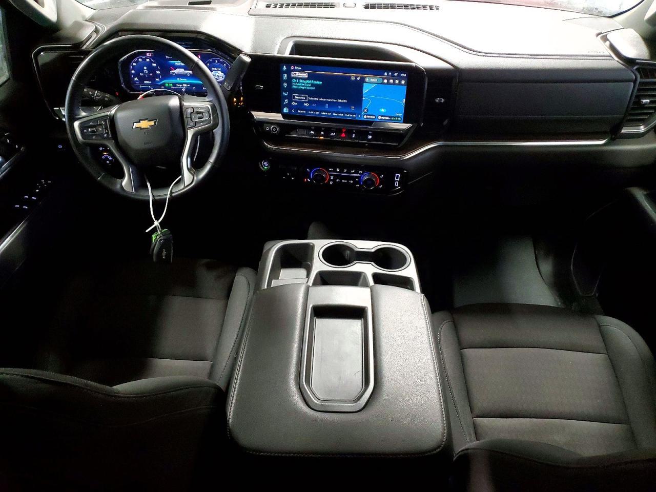 2025 Chevrolet Silverado C1500 LT