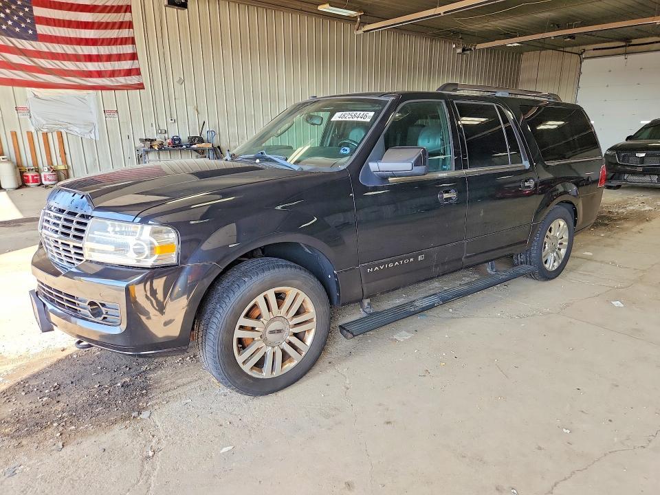 2013 Lincoln Navigator l