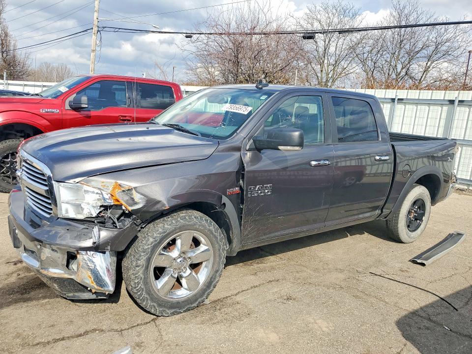 2016 Dodge Ram 1500 slt