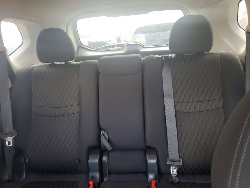 2018 Nissan Rogue sv