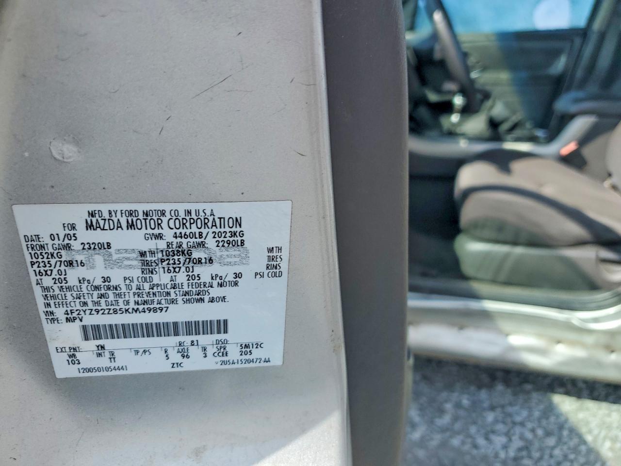 2005 Mazda Tribute i