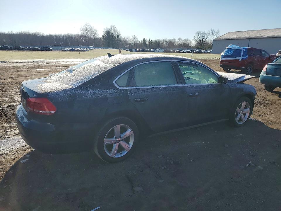 2014 Volkswagen Passat s