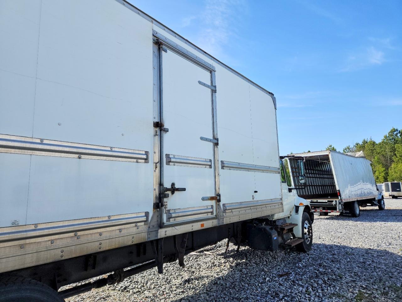 2019 International 4300 BOX Truck