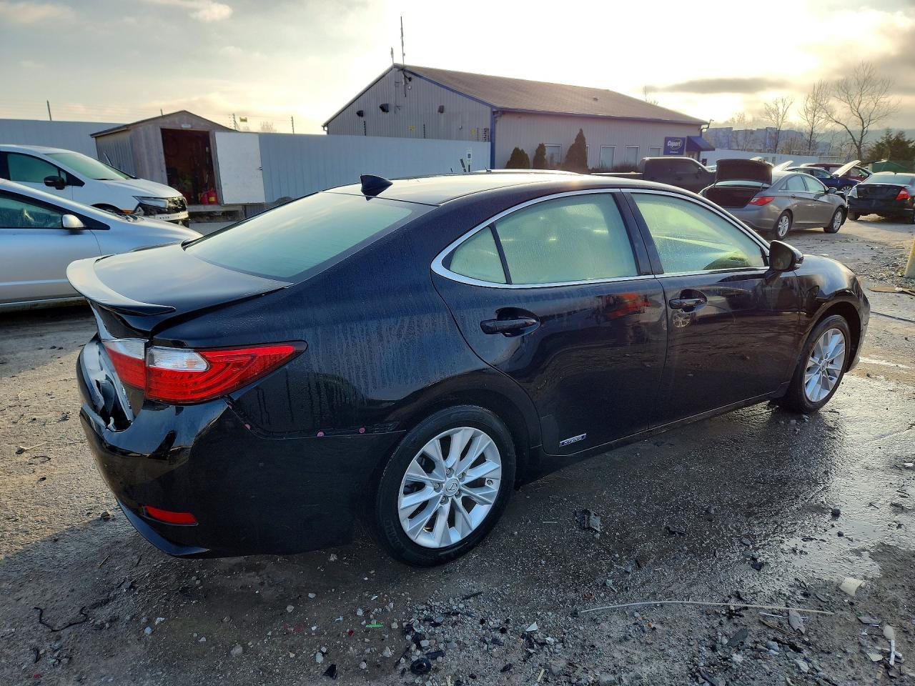 2015 Lexus Es 300h Base