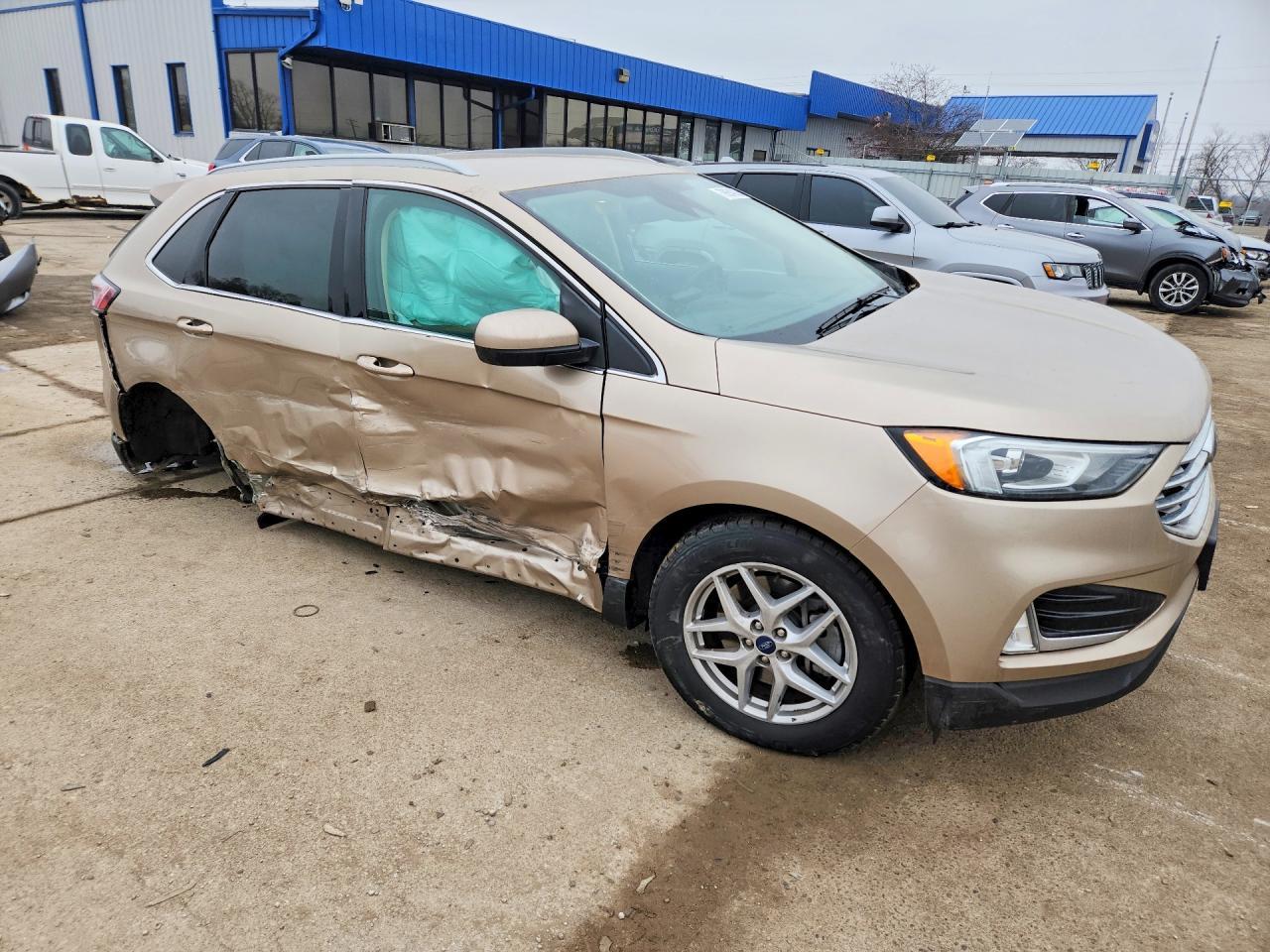 2021 Ford Edge sel