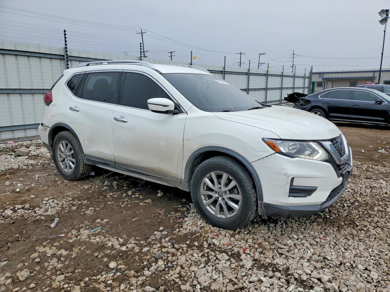 2019 Nissan Rogue sv