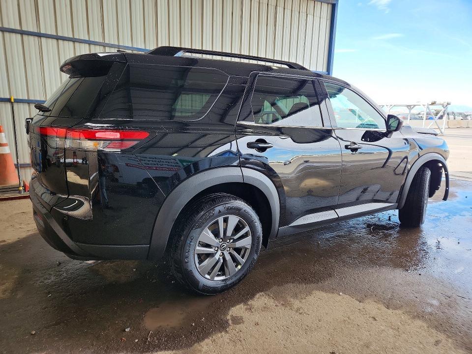 2026 Nissan Pathfinder sv