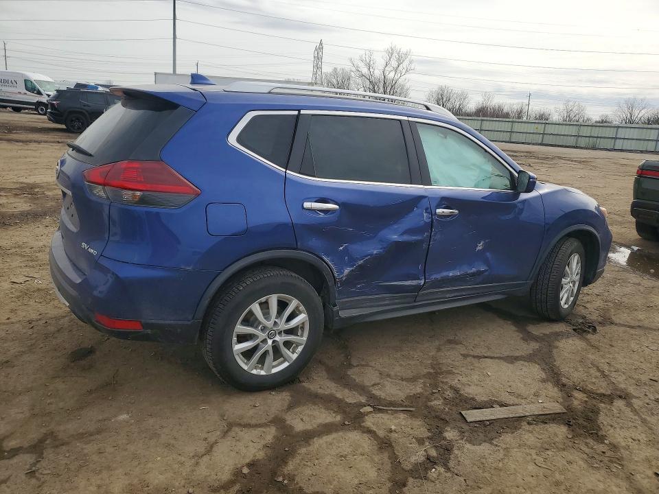 2020 Nissan Rogue sv