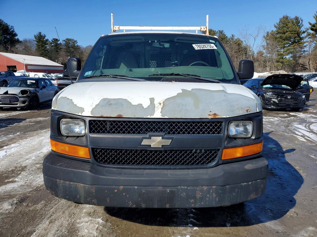 2011 Chevrolet Express 2500 Cargo Utility / Service Van