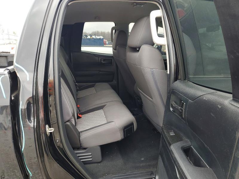 2017 Toyota Tundra SR
