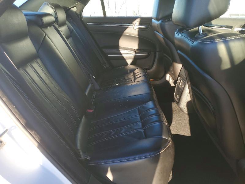 2019 Chrysler 300 s