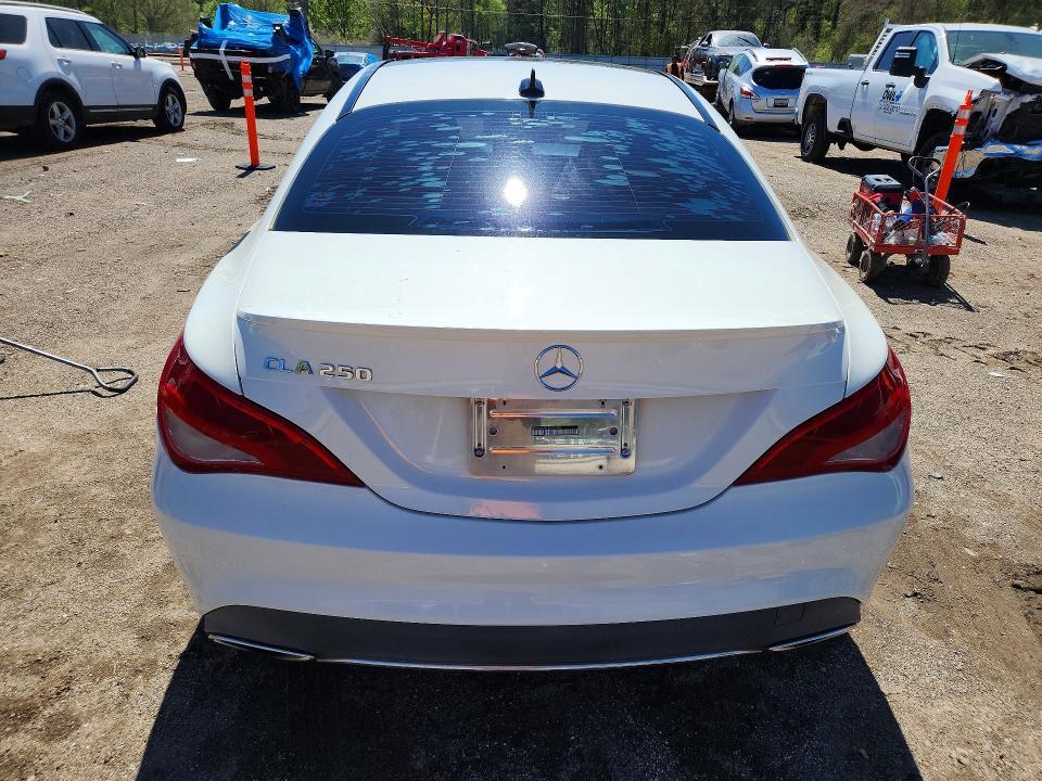 2018 Mercedes-Benz Cla 250