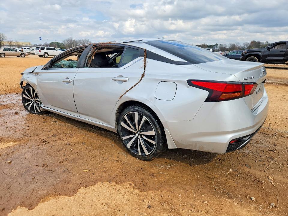 2020 Nissan Altima 2.5 sr