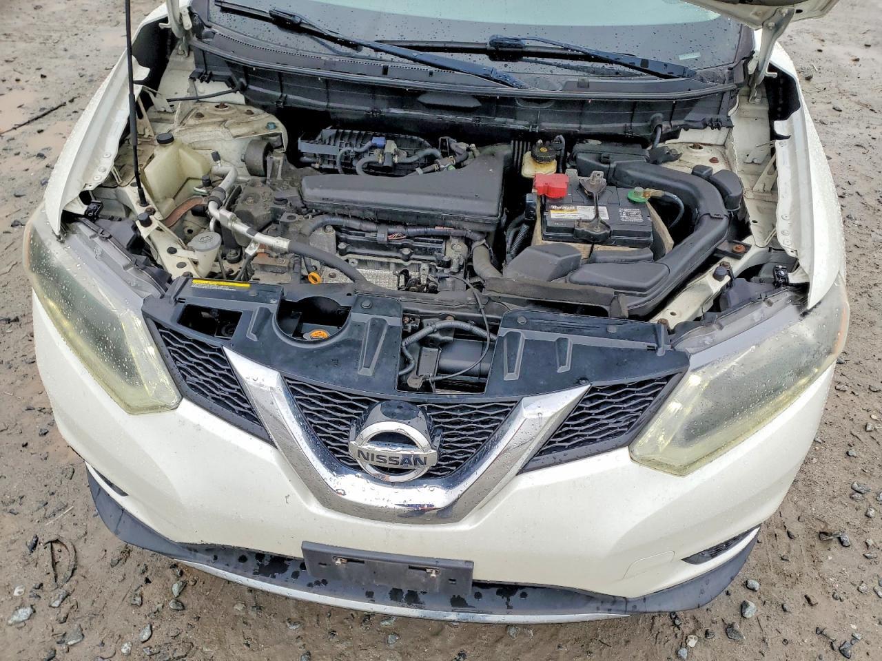 2015 Nissan Rogue sv