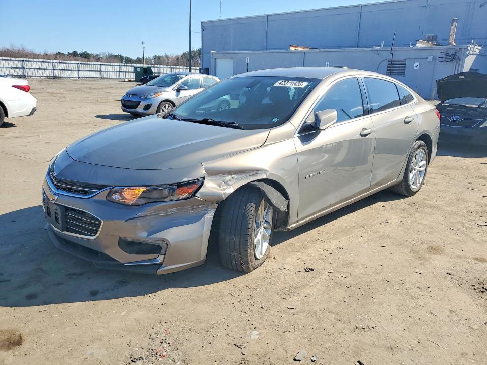2017 Chev Malibu lt