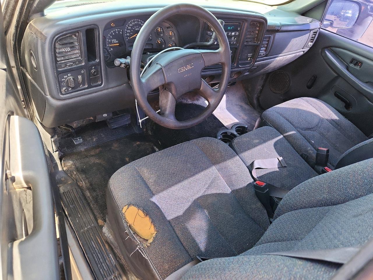 2004 GMC New Sierra C1500