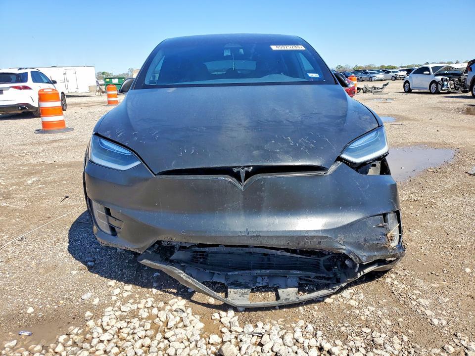 2017 Tesla Model x