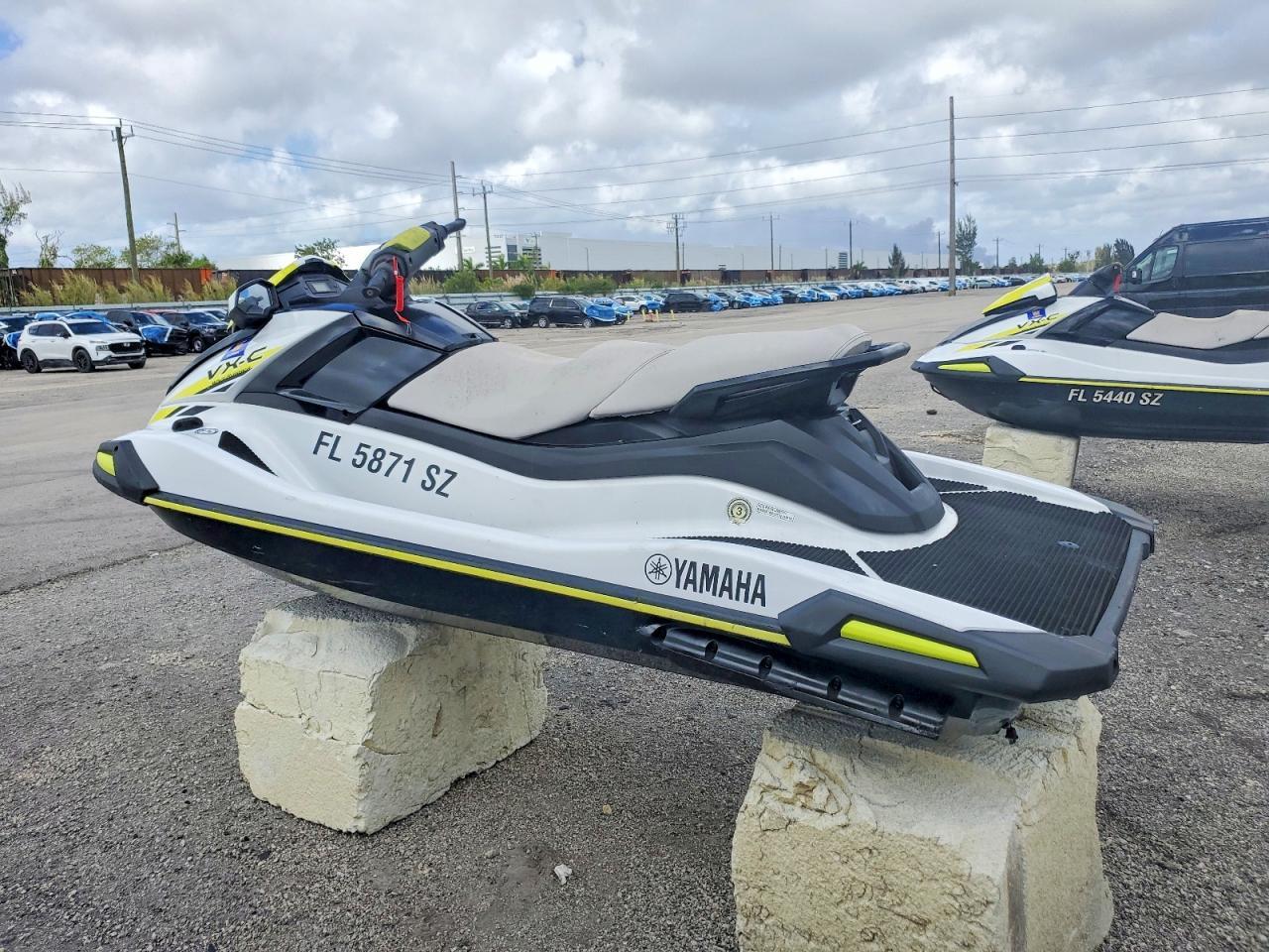 2021 YAM Yamaha VX