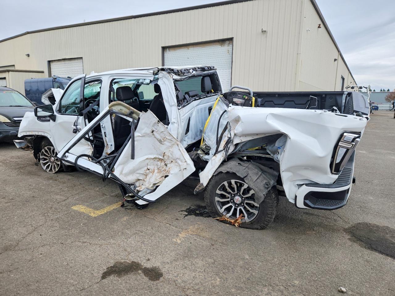 2021 GMC Sierra K1500 AT4