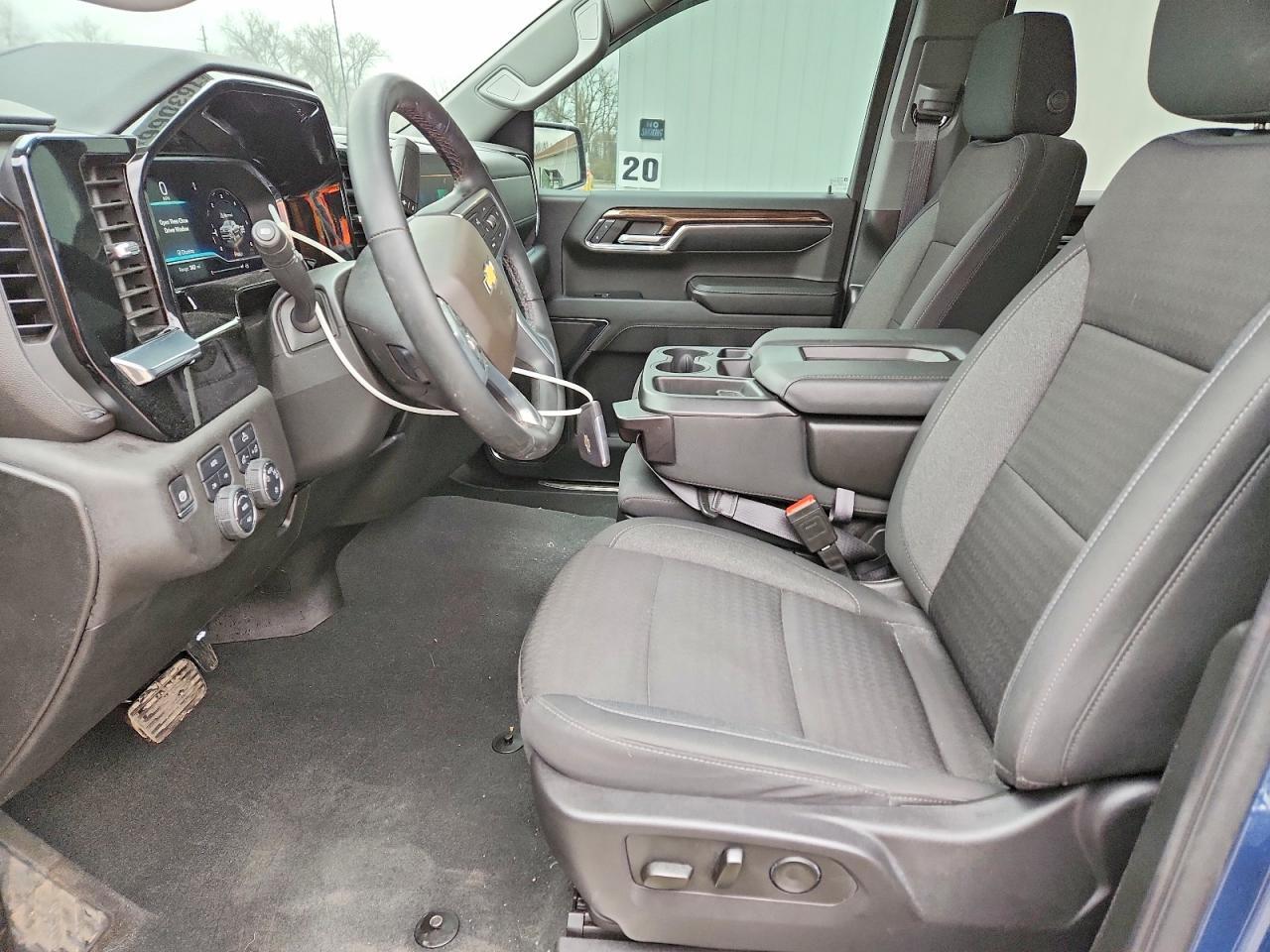 2024 Chevrolet Silverado K1500 LT-L