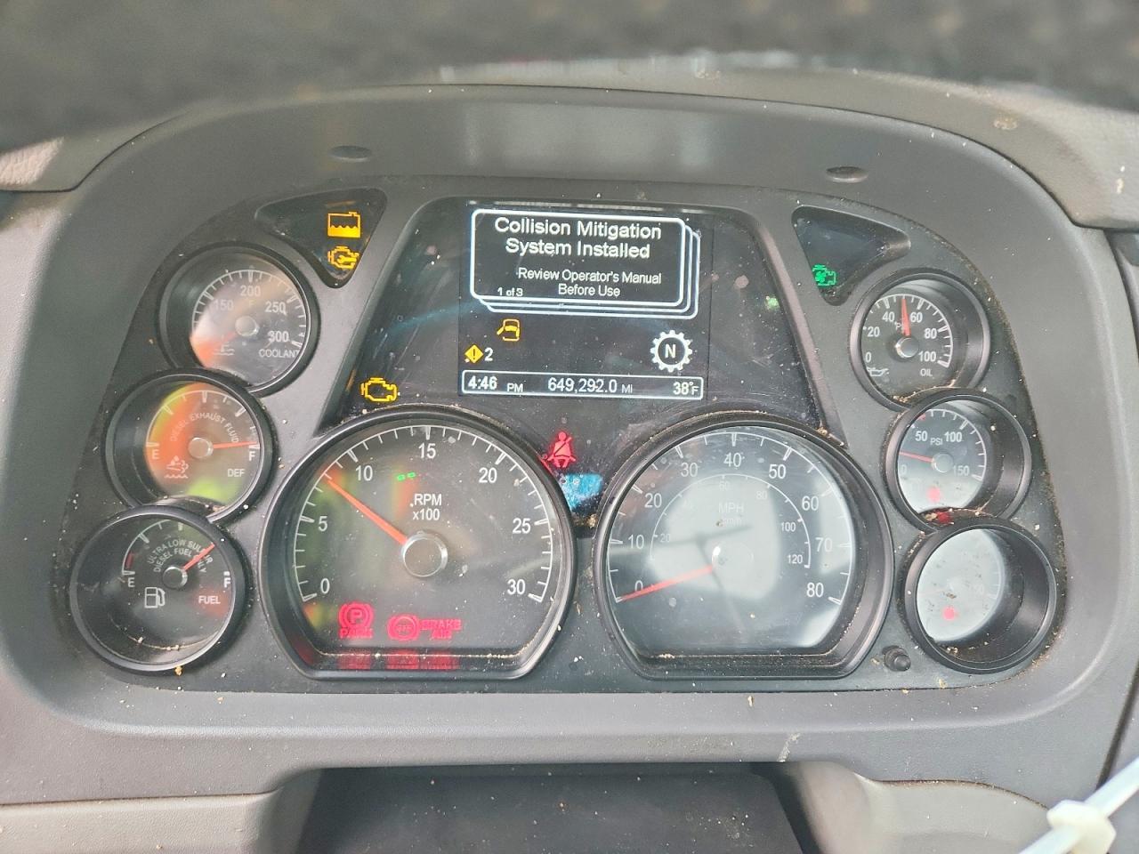 2017 Peterbilt 579 Semi Truck