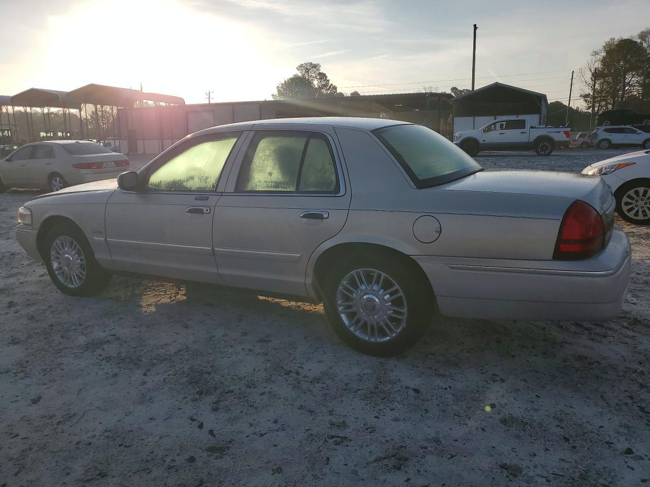 2009 Mercury Grand Marquis ls