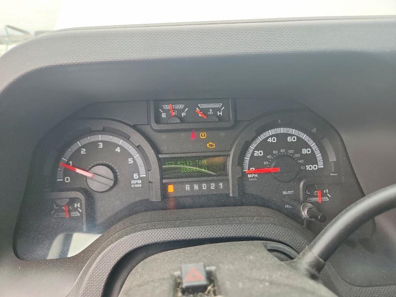 2013 Ford Econoline E350 Super Duty Wagon