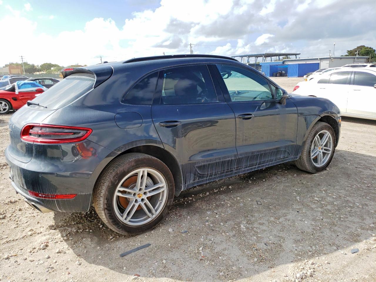 2017 Porsche Macan s