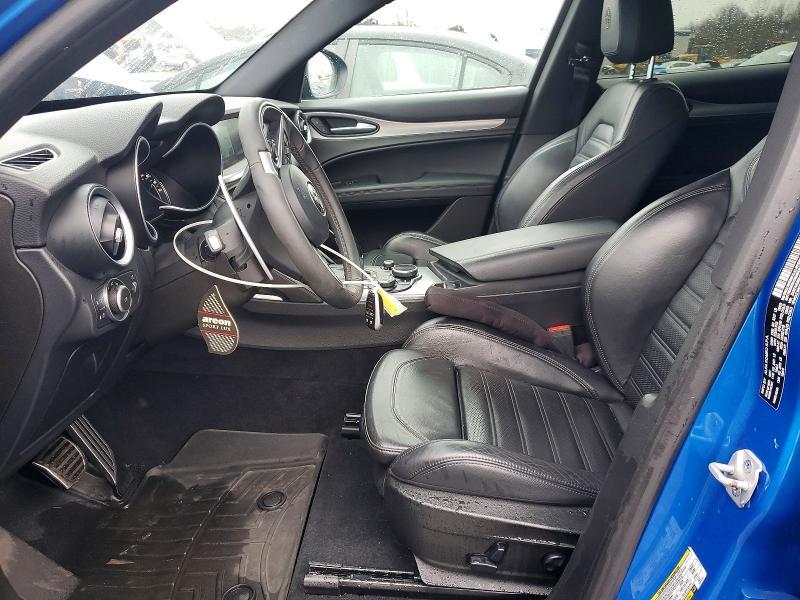 2018 Alfa Romeo Stelvio ti Sport