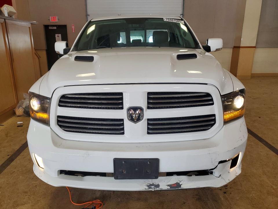 2015 Dodge RAM 1500 Sport