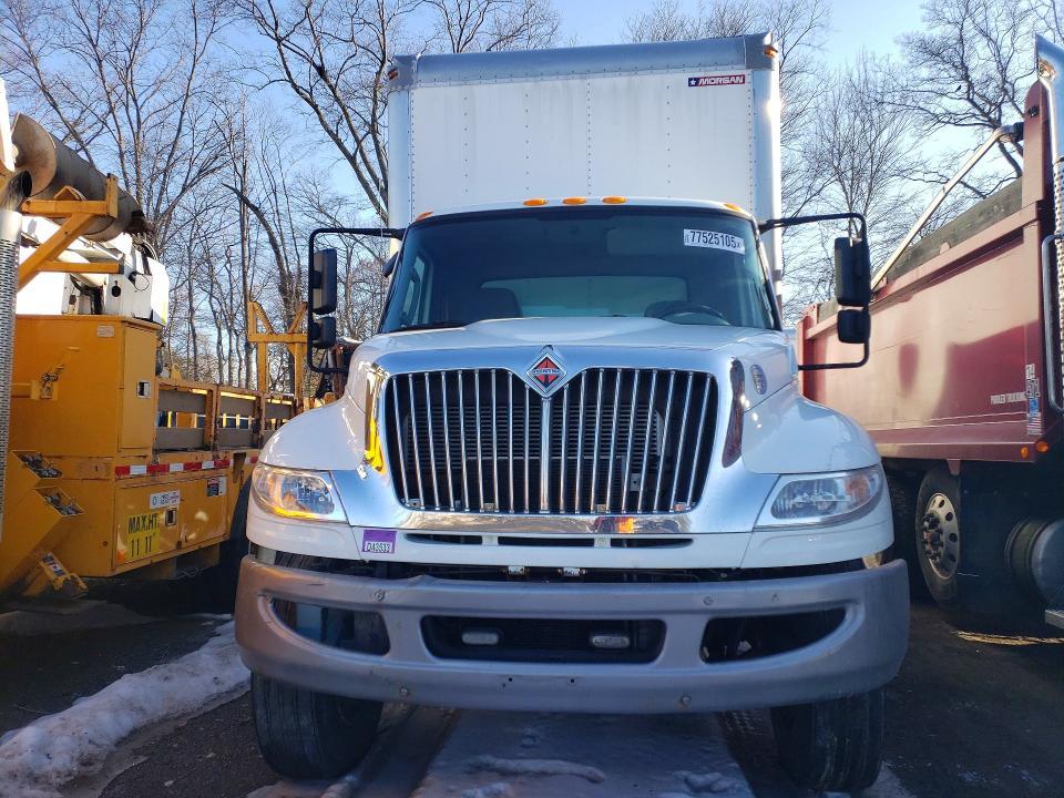 2016 International 4300 BOX Truck