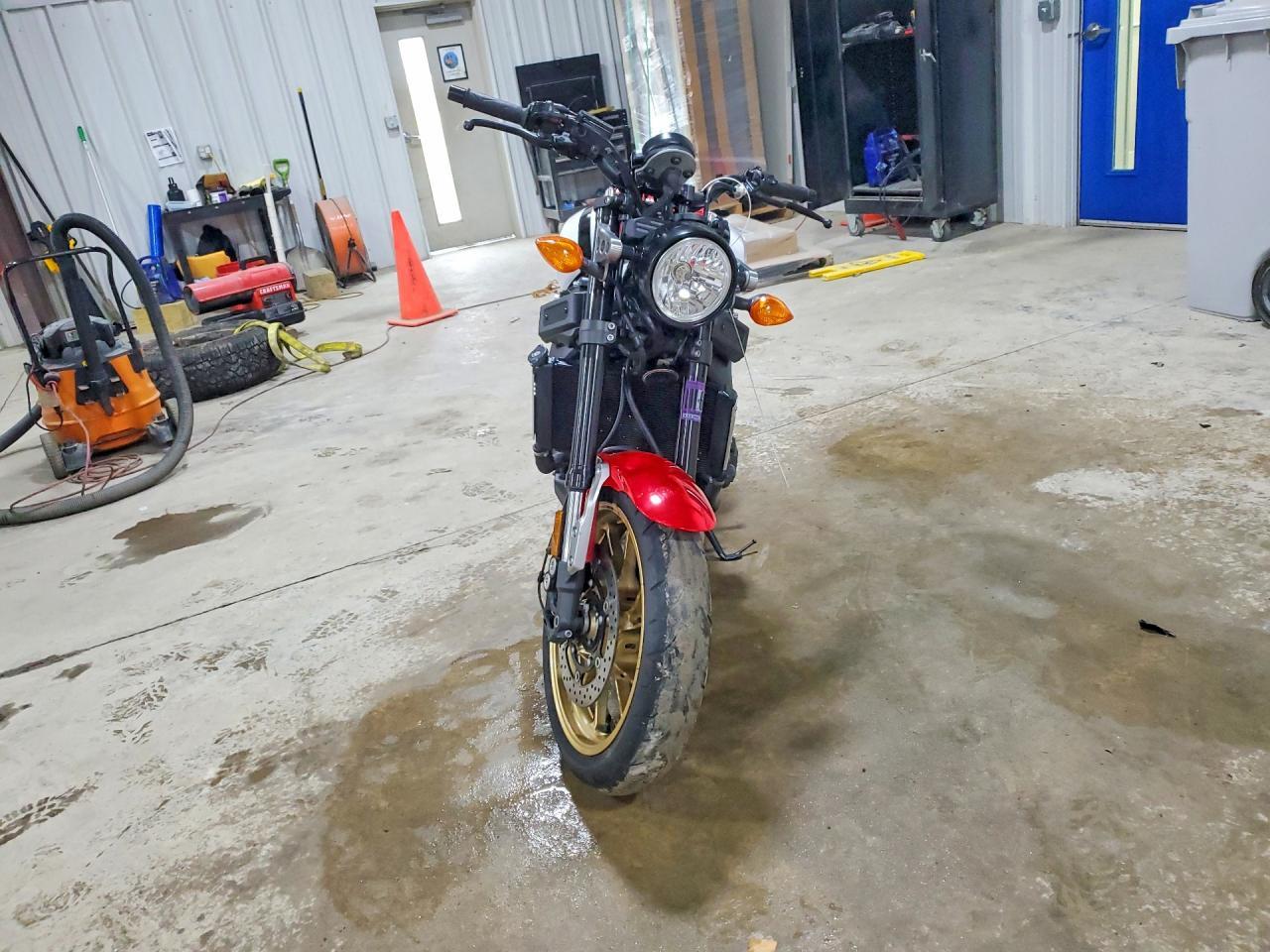 2021 Yama XSR900