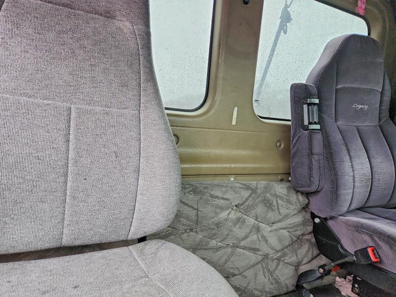 2009 Freigliner 2009 Freightliner Cascadia Semi Truck