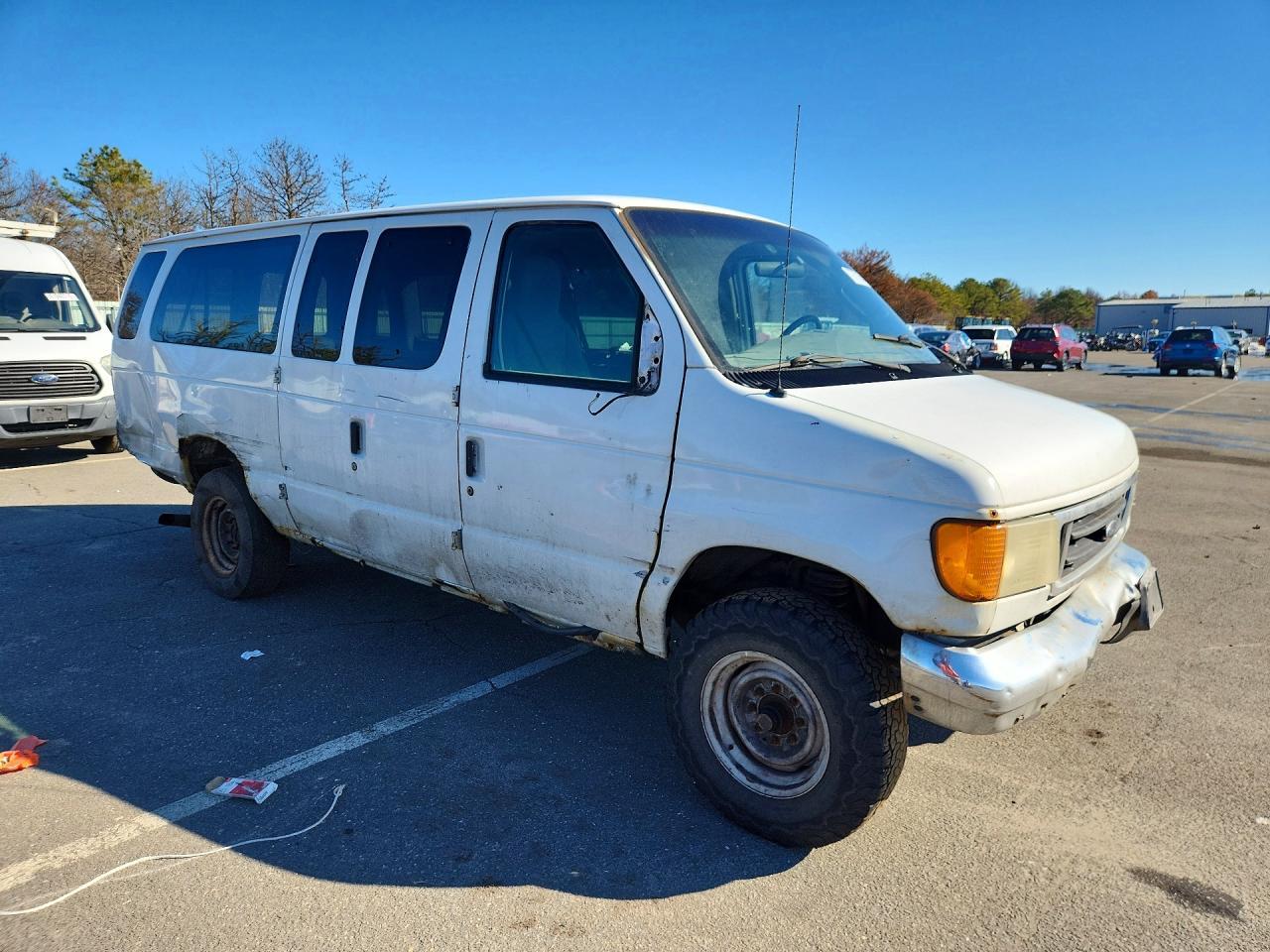 2003 Ford Econoline E350 Super Duty Wagon
