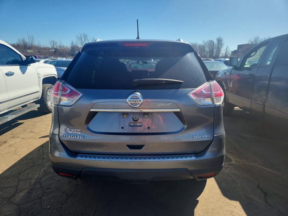 2015 Nissan Rogue sv