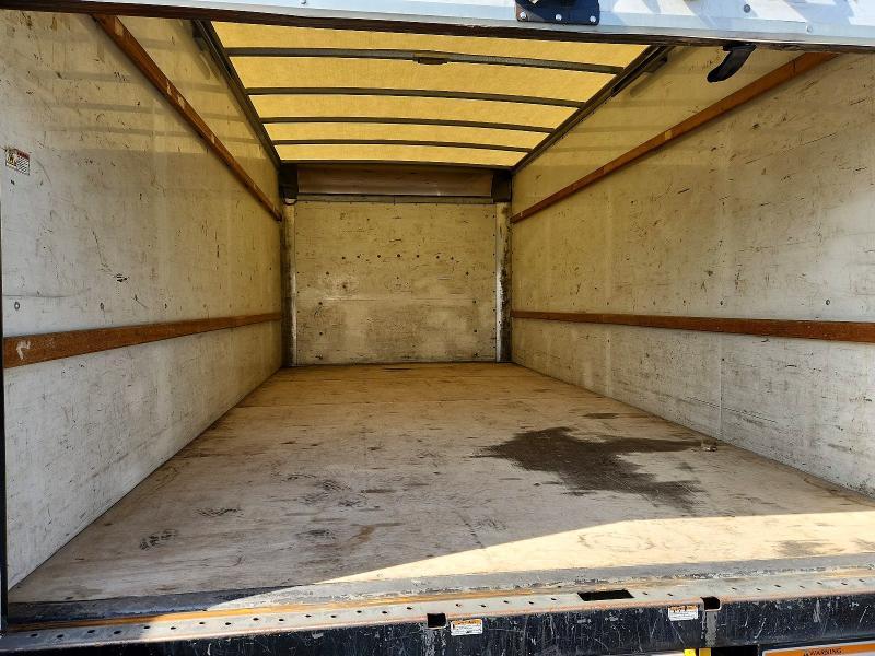2020 GMC Savana BOX Truck
