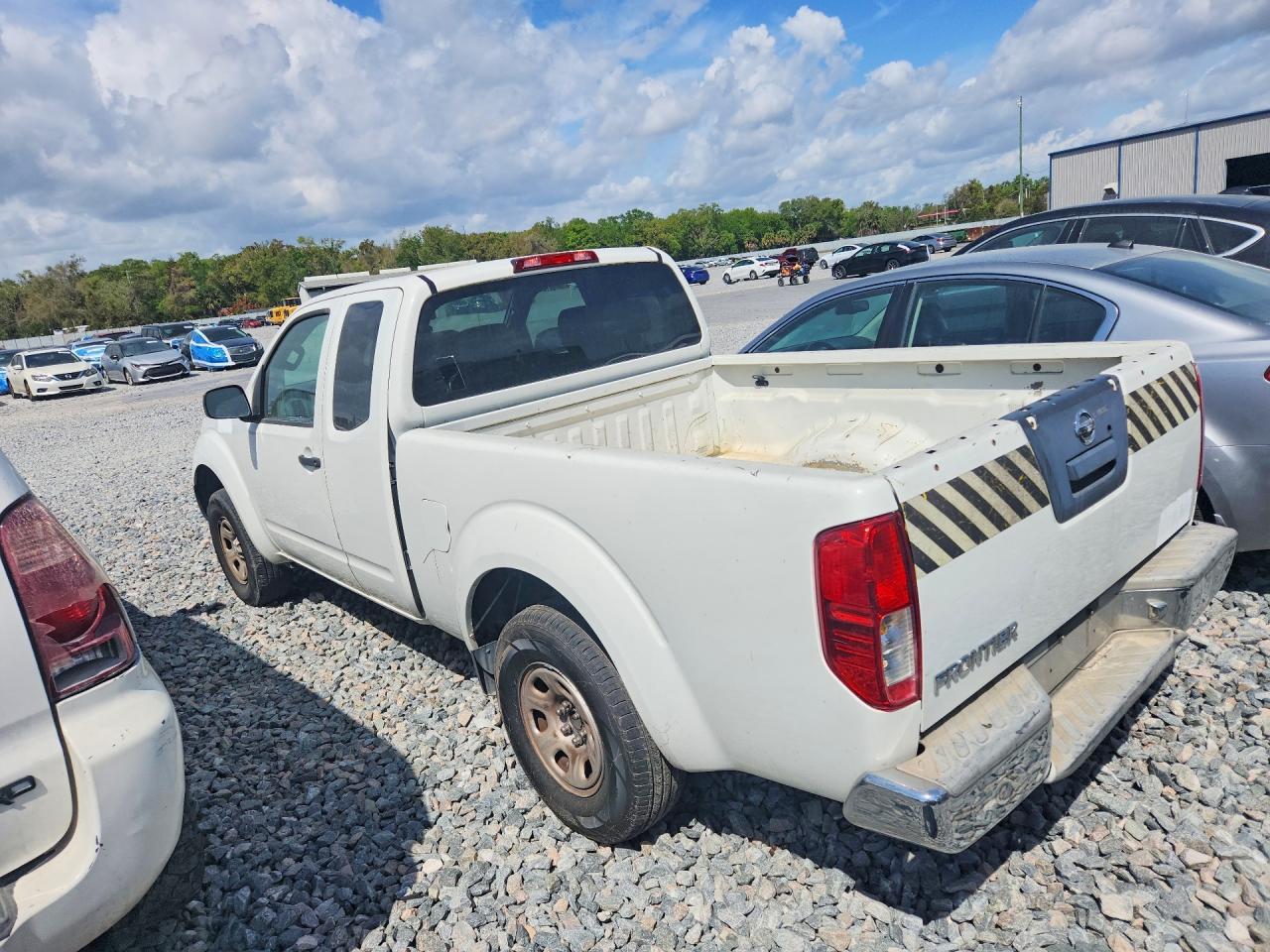 2015 Nissan Frontier S