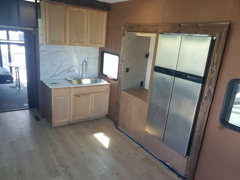 2015 Heartland Rv 2015 Heartland Road Warrior Camper