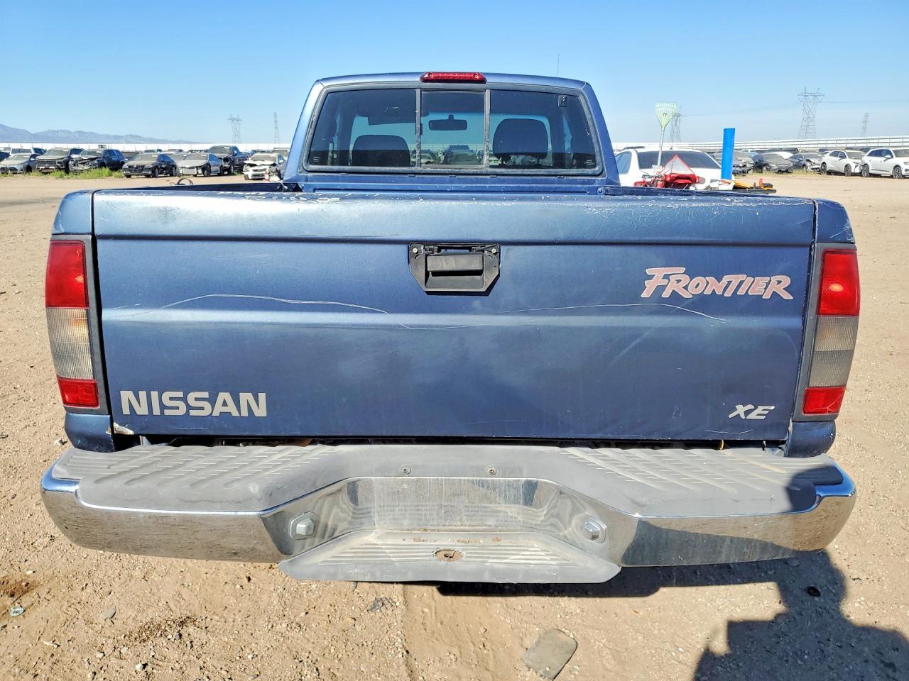 2000 Nissan Frontier xe