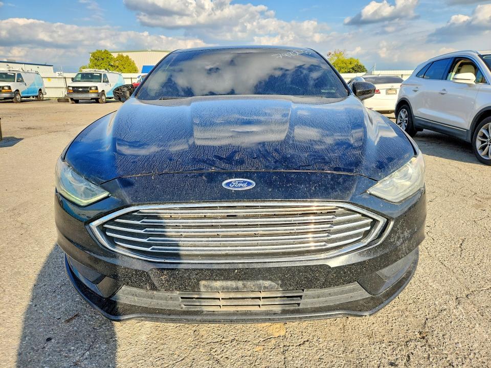 2018 Ford Fusion se Hybrid