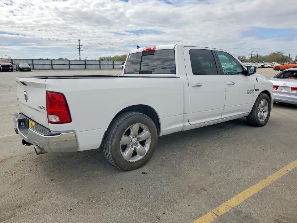 2015 Dodge RAM 1500 SLT