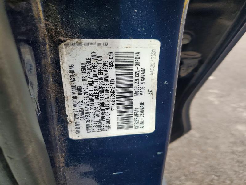 2004 Toyota Matrix Base