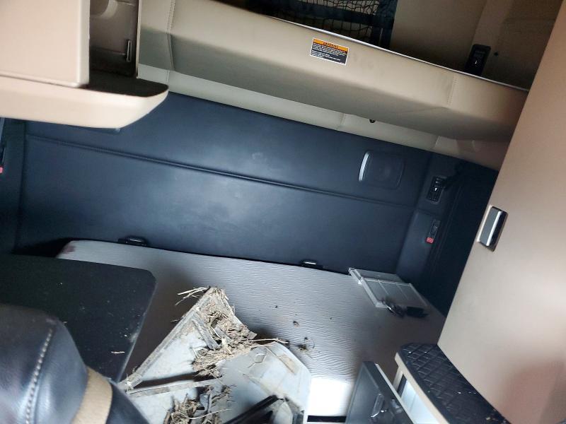 2023 Kenworth T680 Semi Truck