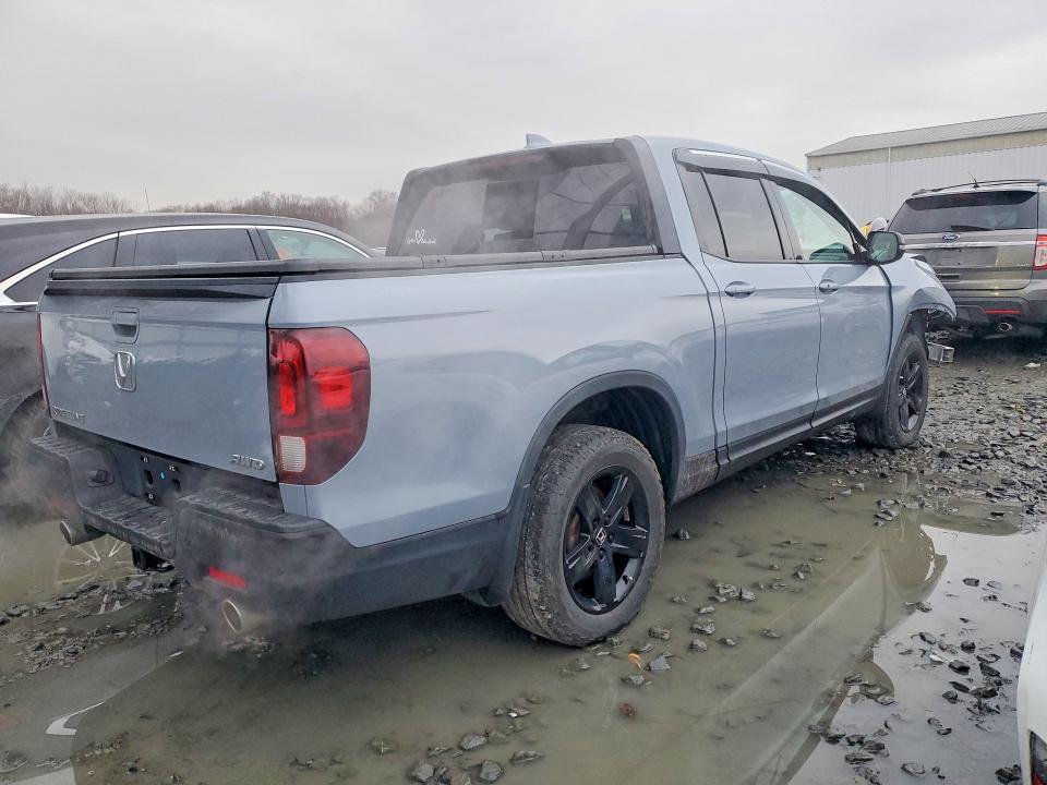 2023 Honda Ridgeline Black Edition