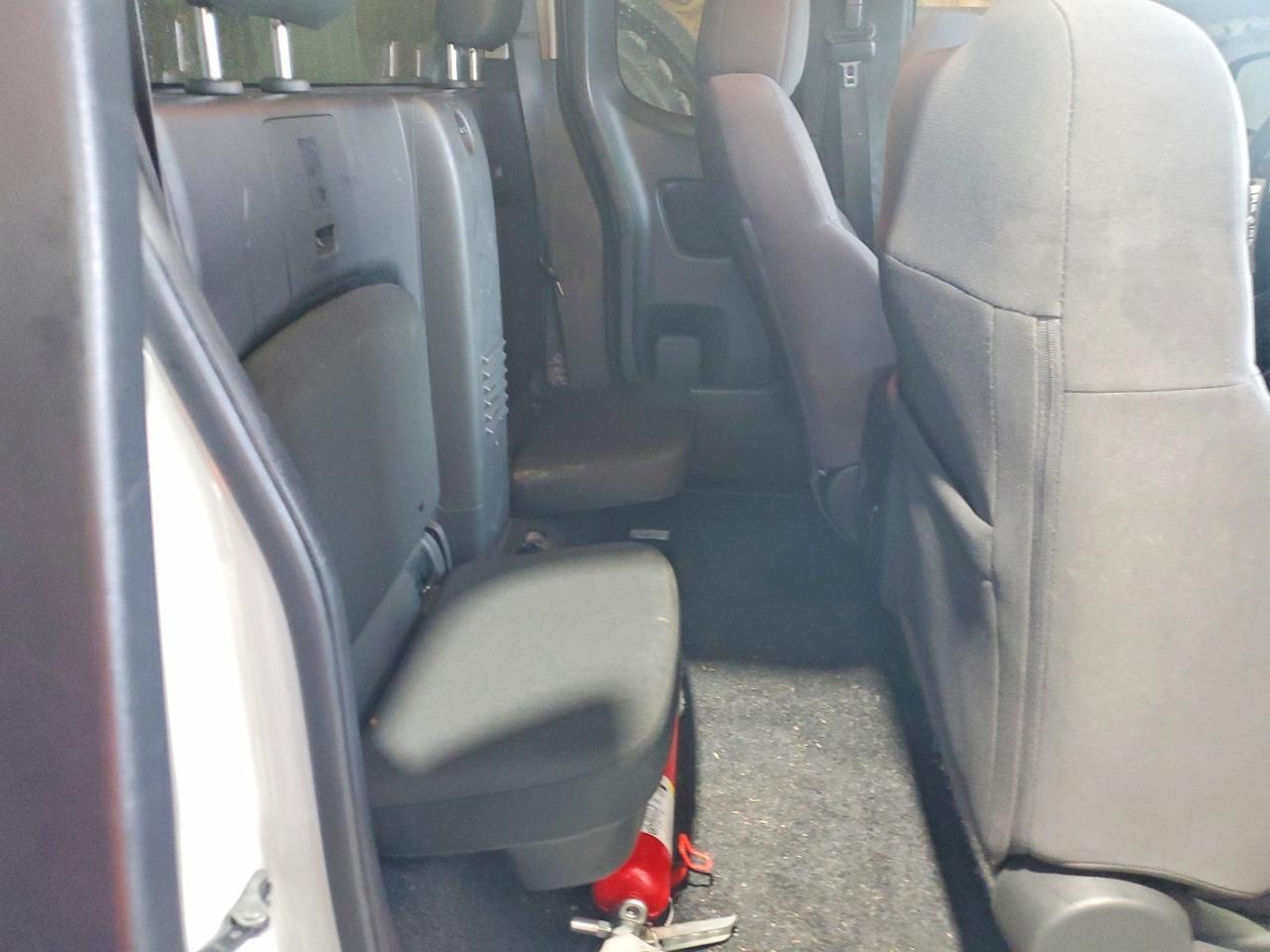 2024 Nissan Frontier S