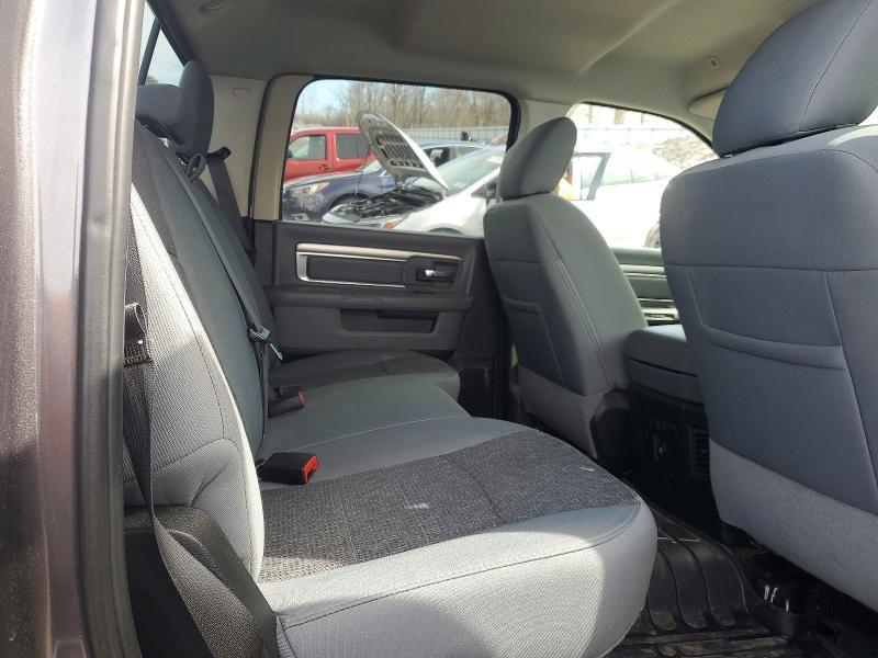 2018 Ram Trucks 1500 SLT