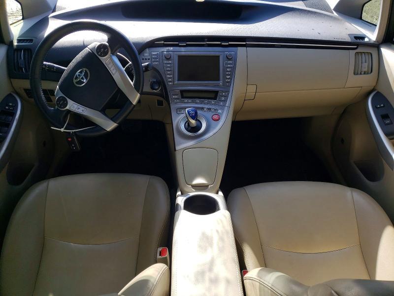 2014 Toyota Prius Five