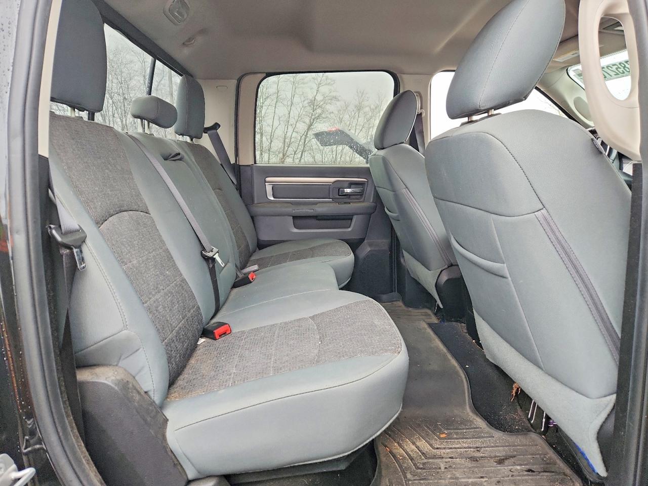 2016 Dodge RAM 1500 SLT