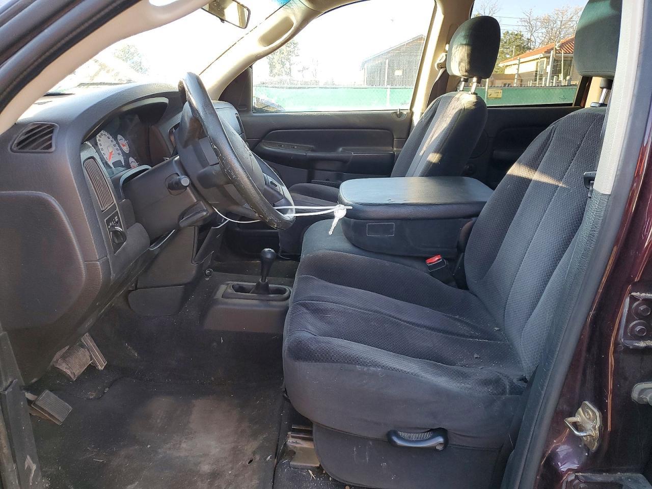 2005 Dodge RAM 1500 ST