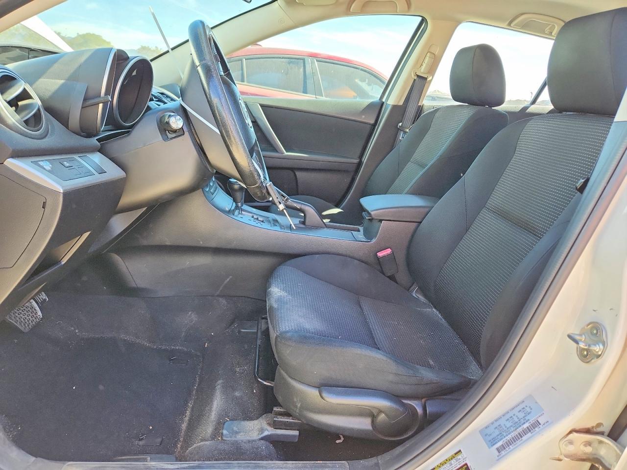 2012 Mazda 3 I